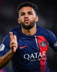 华体会官方网站-贡萨洛·拉莫斯：祝贺巴黎FC，但他们一直消极比赛而裁判听之任之