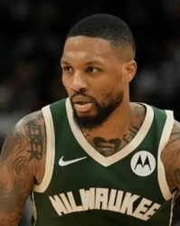 碰见保罗·乔治就来劲！利拉德轰41分单核击沉快艇